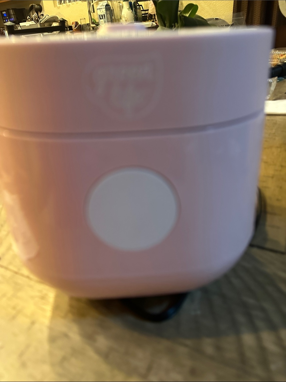 Pink Multi-Function Rice Cooker with Digital Controls - Picture 2 of 9